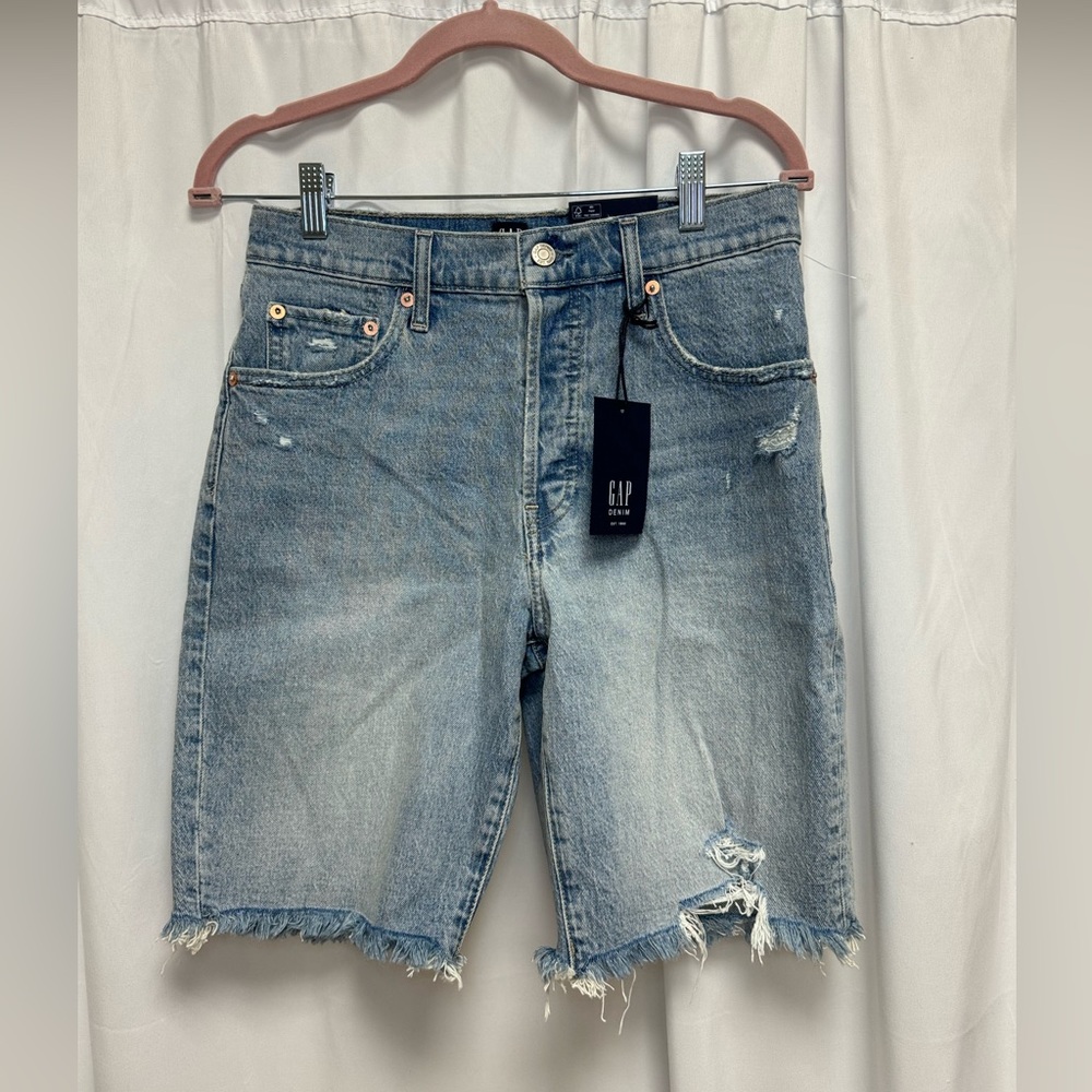Gap High Rise Bermuda Short